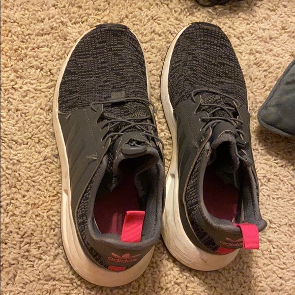 adidas tennis shoes - Picture 1 of 3